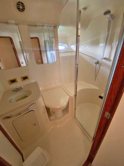 
										SEA RAY SEDAN BRIDGE 48 full									