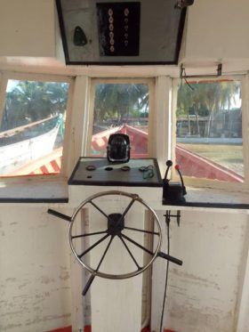 BARCO DE MADERA ENFIBRADA 14.75MTRS