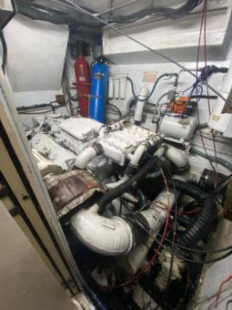 
										HATTERAS MY 53 full									