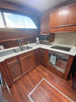 
										HATTERAS MY 53 full									