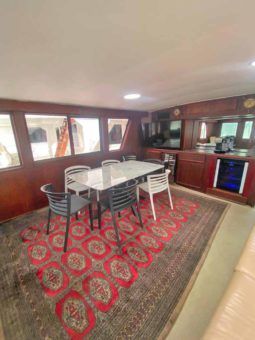 
										HATTERAS MY 53 full									