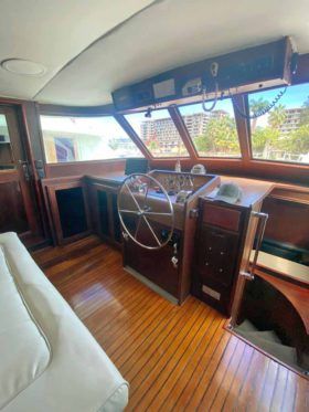 HATTERAS MY 53