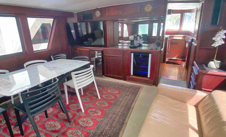 
								HATTERAS MY 53 full									