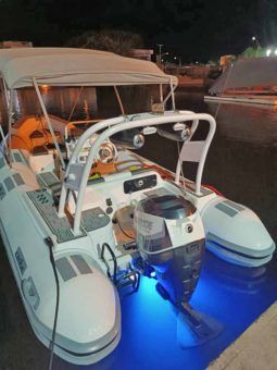 
										DINGHY CARIBE DL 17 full									