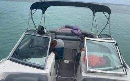 
										CHAPARRAL 24 full									