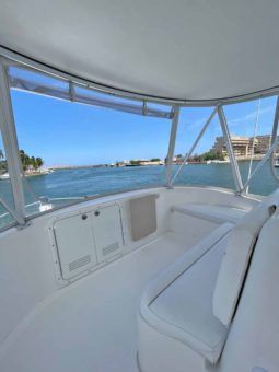 
										LUHRS 41 full									