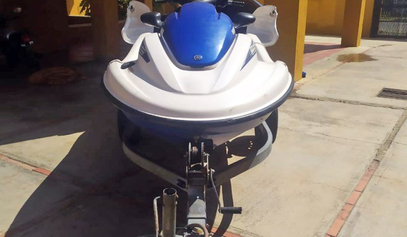 
								MOTO YAMAHA WAVE RUNNER full									