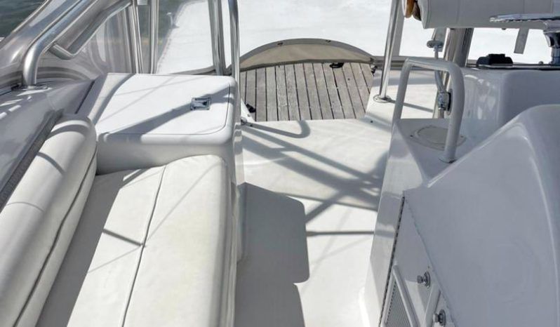 
								HATTERAS CONVERTIBLE 50 full									