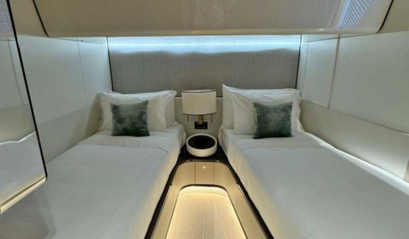 
								AZIMUT 88 full									