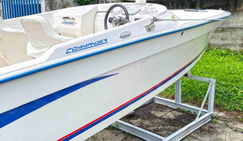 
								COMMANDER 24 full									
