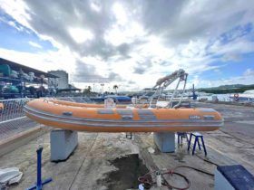 DINGHY CARIBE UB 19