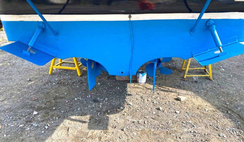 
								REGAL VENTURA 33 full									