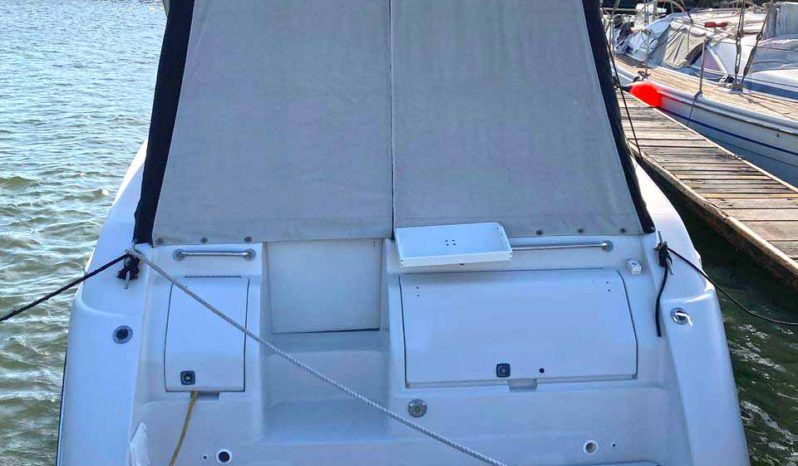 
								REGAL VENTURA 33 full									