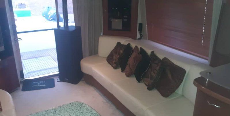 
								SEA RAY SEDAN BRIDGE 58 full									