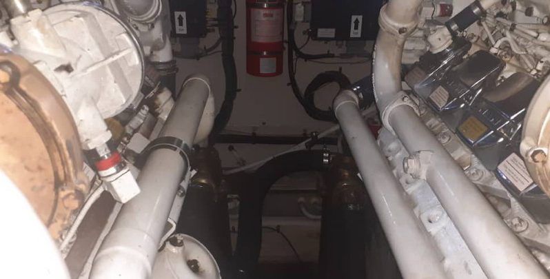 
								SEA RAY SEDAN BRIDGE 58 full									