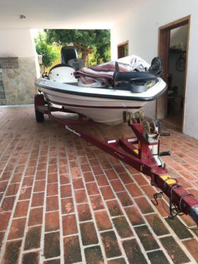 BOTE DE PESCA DEPORTIVA TRITON TR-186 19