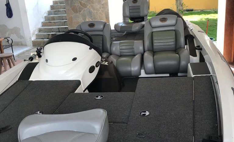 
								BOTE DE PESCA DEPORTIVA TRITON TR-186 19 full									