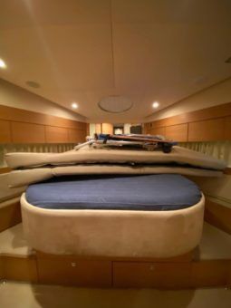 
										FAIRLINE 48 full									