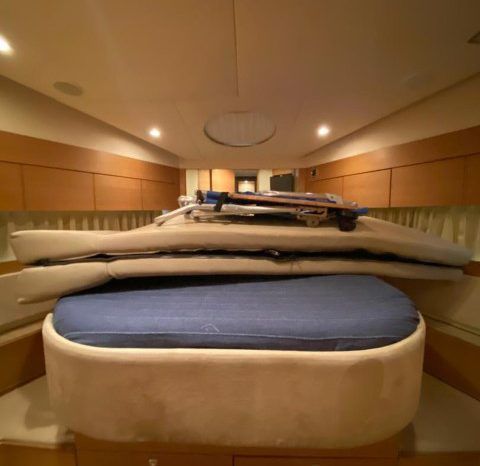 
								FAIRLINE 48 full									