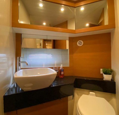 
								FAIRLINE 48 full									