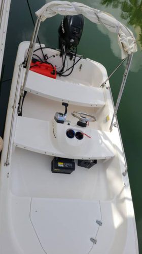 BOSTON WHALER 11