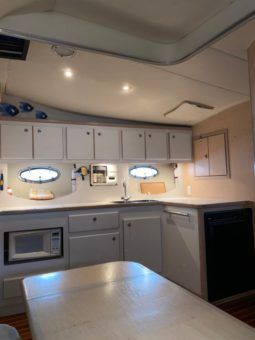 
										TIARA 35 full									