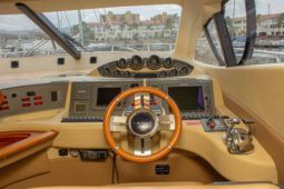 
										AZIMUT FLYBRIDGE 50 full									