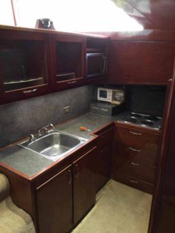 
										VIEIRA FLY BRIDGE 45 full									