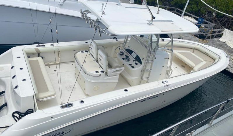
								BOSTON WHALER 320 OUTRAGE 32 full									