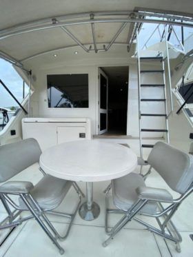 BERTRAM SPORT FISHERMAN 43