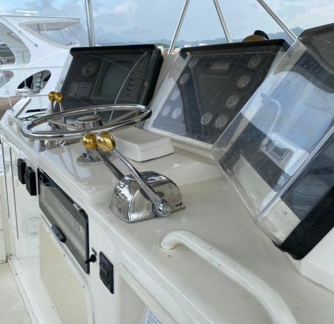 
								BERTRAM SPORT FISHERMAN 43 full									