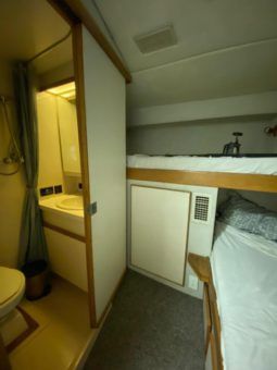 
										BERTRAM SPORT FISHERMAN 43 full									