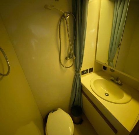 
								BERTRAM SPORT FISHERMAN 43 full									