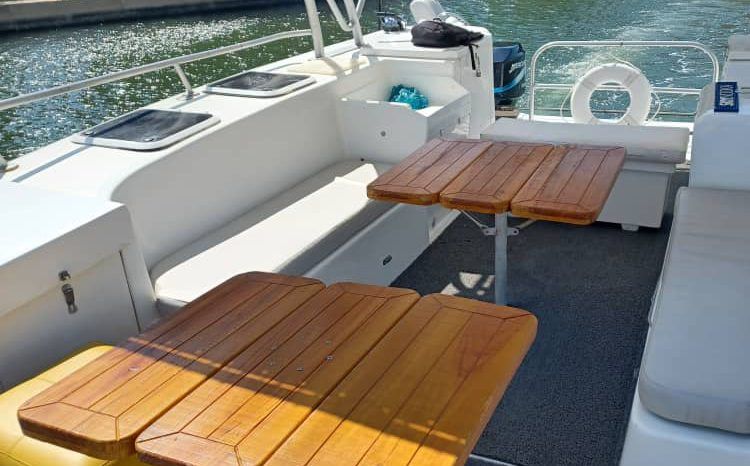 
								CATAMARAN NAUTITECH full									