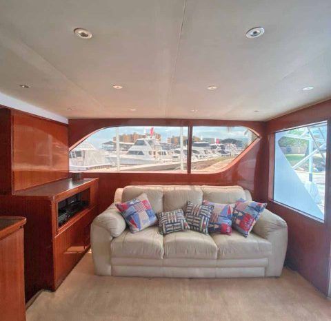 
								VIEIRA FLY BRIDGE 45 full									