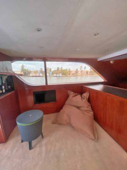 
										VIEIRA FLY BRIDGE 45 full									