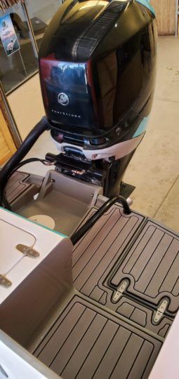 
										RUBHER MARINE 24 full									