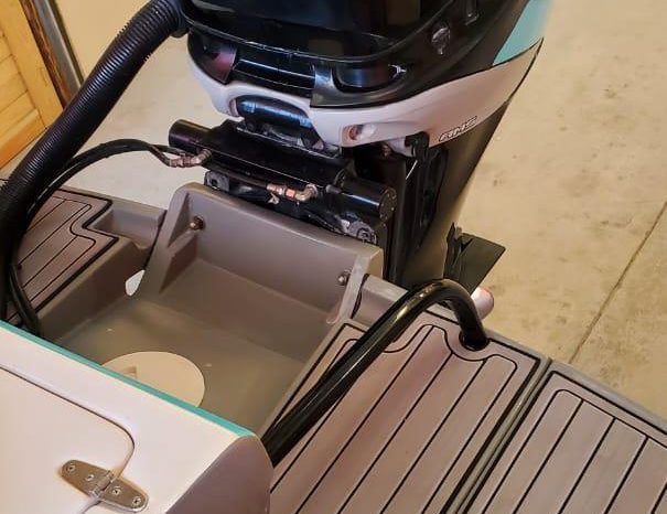 
								RUBHER MARINE 24 full									