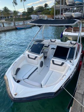 YAMAHA JETBOAT 19