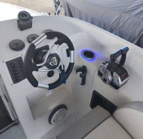 
								COMMANDER 24 full									