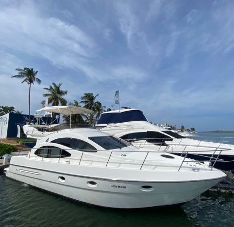 AZIMUT FLYBRIDGE 42 full