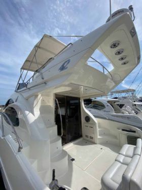 AZIMUT FLYBRIDGE 42