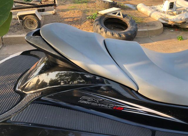 
								MOTO YAMAHA WAVE RUNNER FX full									
