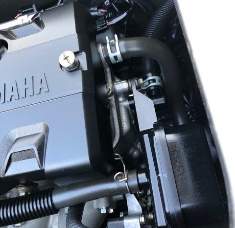 
								MOTO YAMAHA WAVE RUNNER FX full									