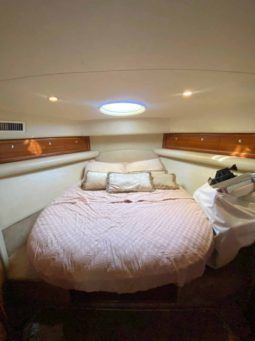 
										RIVIERA FLYBRIDGE 40 full									