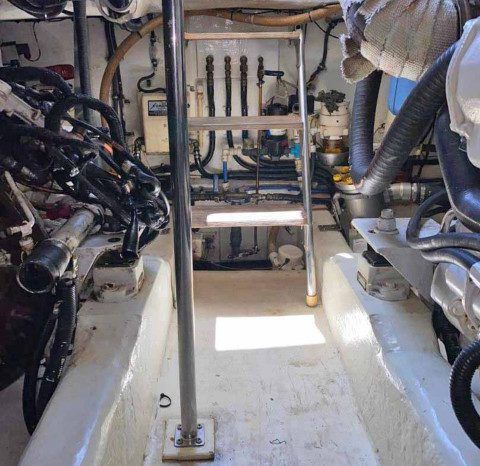 
								RIVIERA FLYBRIDGE 40 full									