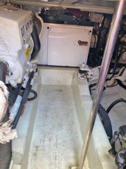 
										RIVIERA FLYBRIDGE 40 full									