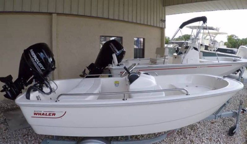 
								BOSTON WHALER 11 full									