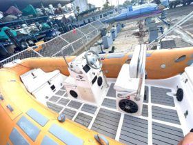 DINGHY CARIBE UB 19