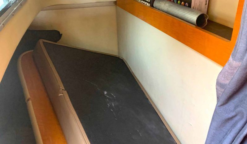 
								CHAPARRAL SIGNATURE 27 full									